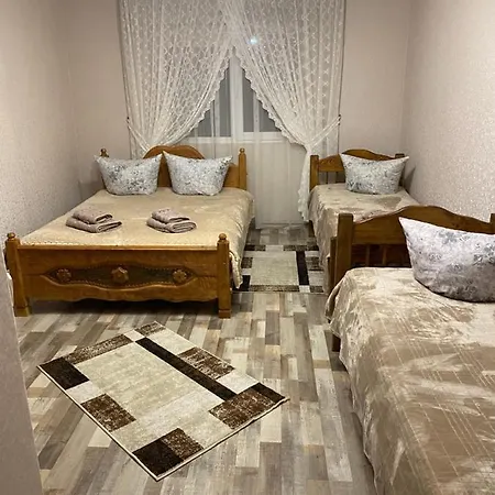 Motel Lux * Lojeva