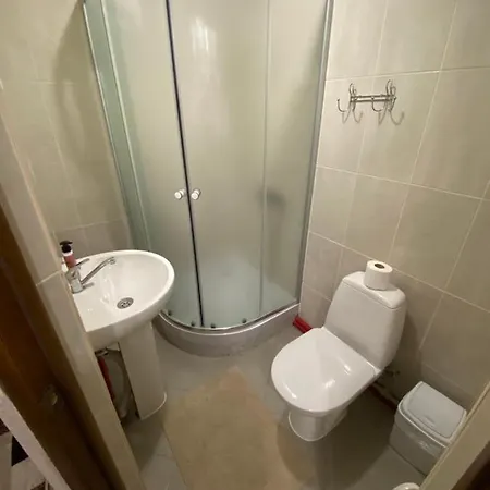 Motel Lux * Lojeva